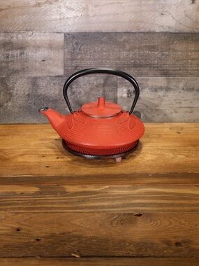 TEAVANA RED DRAGON FLY CAST IRON TEAPOT Japanese Tetsubin